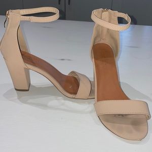 Nude Chunky heel